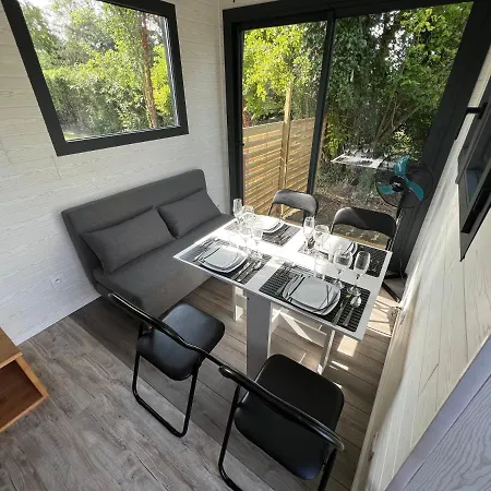 La Tiny D'othe Holiday home Estissac